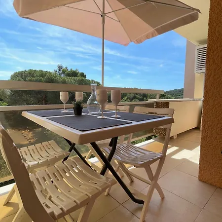 Bel Climatise Pres De La Apartament